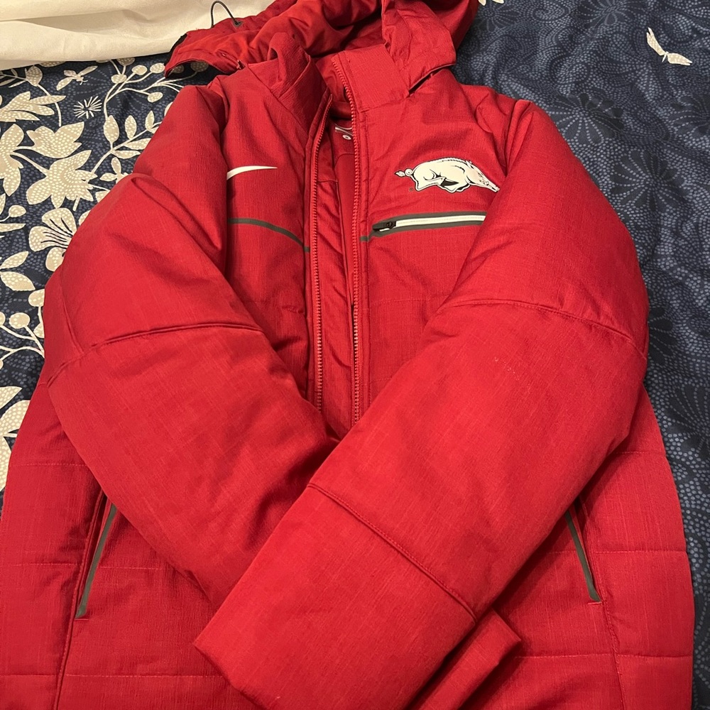Nike Arkansas Razorbacks winter jacket - Picture 2 of 4